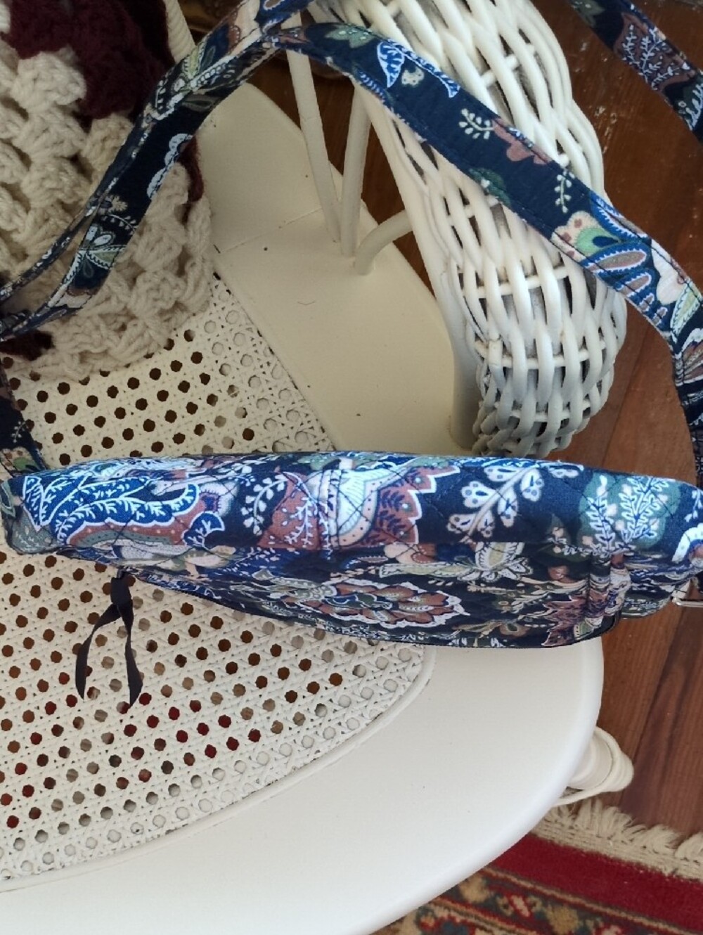Vera Bradley Teal and Blue Paisley Crossbody Bag - Picture 4 of 7